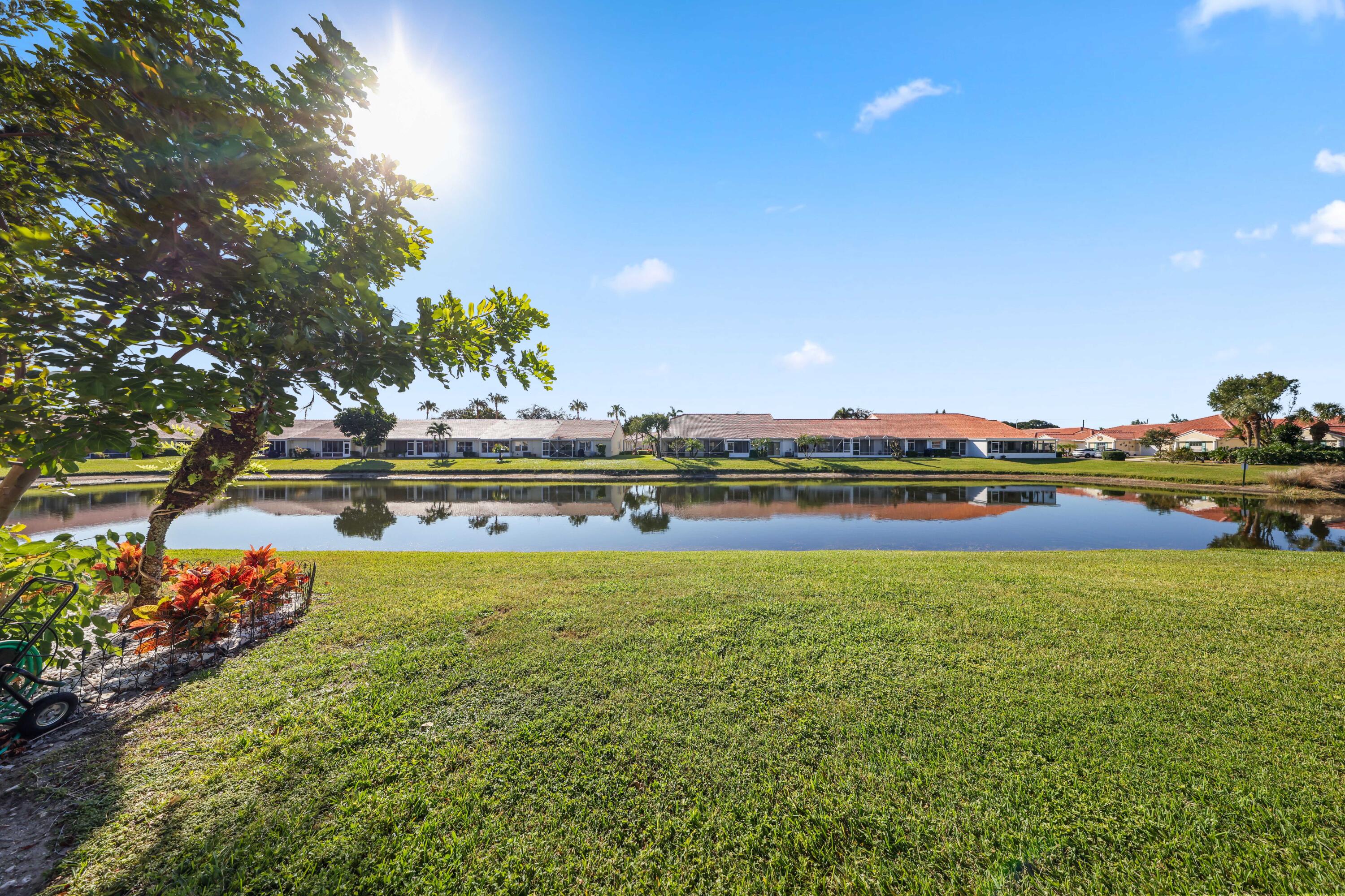 6164 Floral Lakes Drive