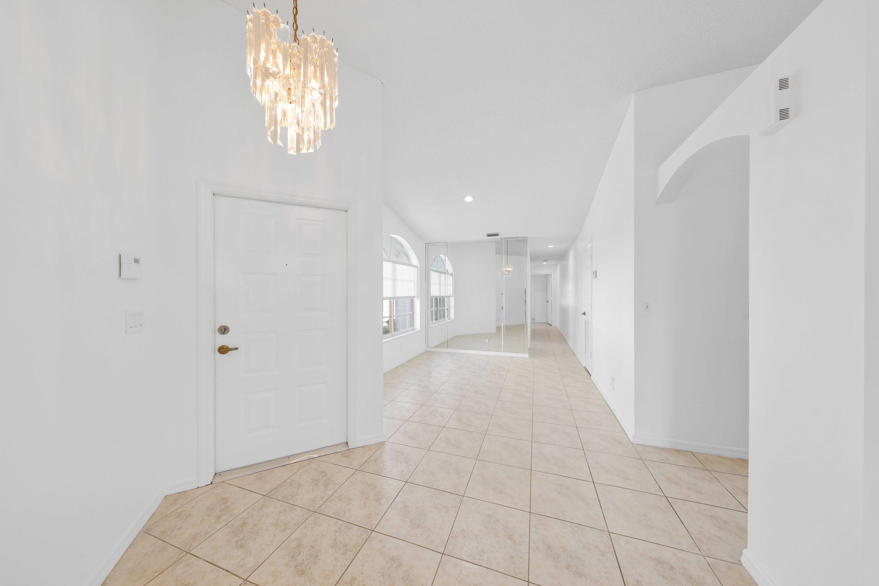 6164 Floral Lakes Drive