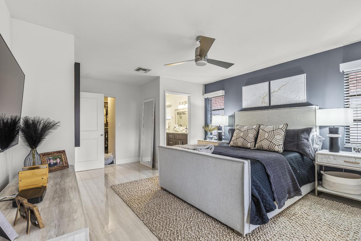 6507 Royal Manor Circle