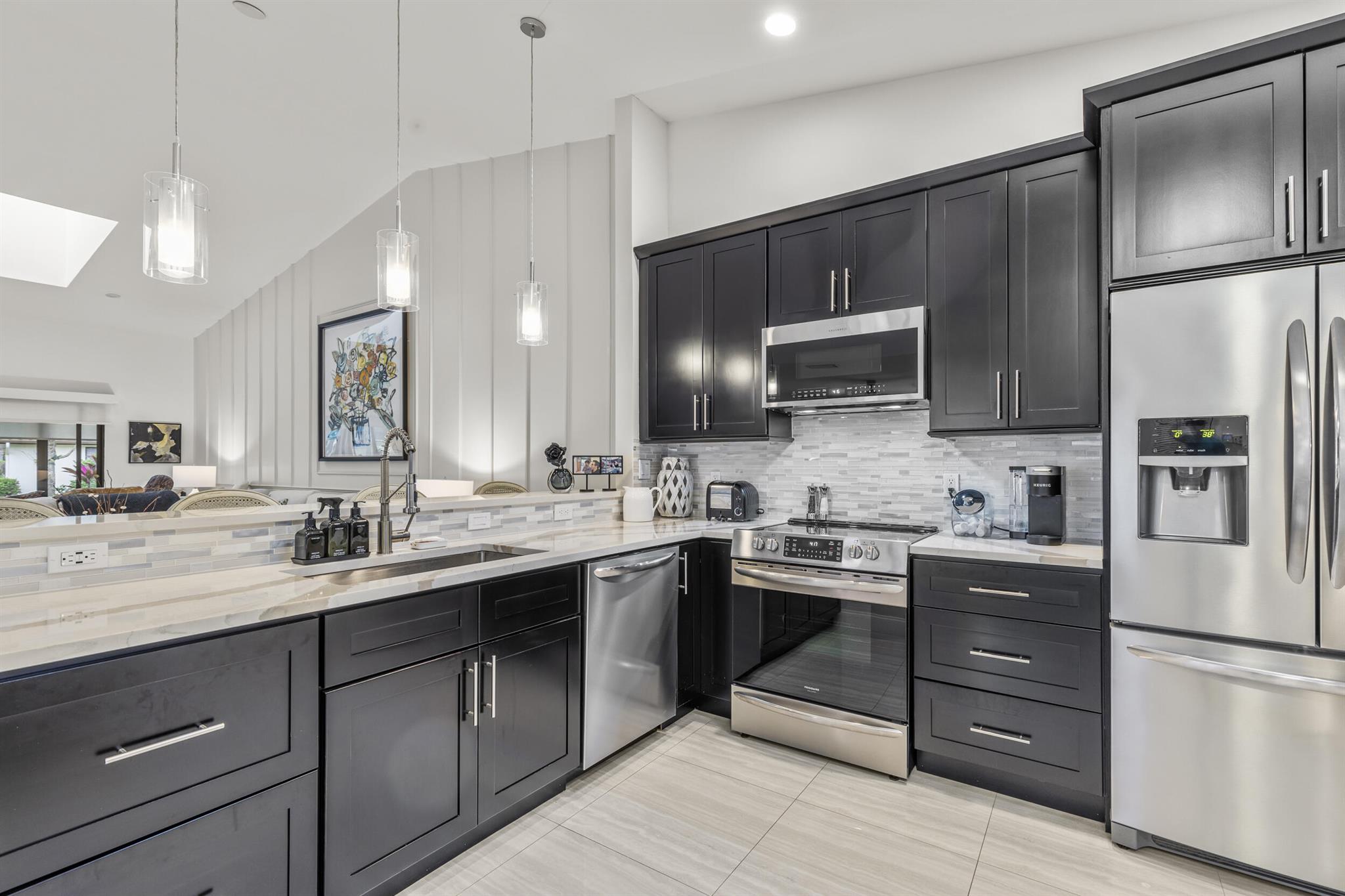 6507 Royal Manor Circle