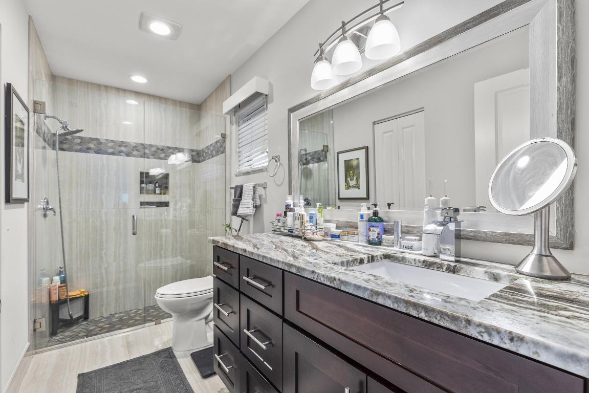 6507 Royal Manor Circle