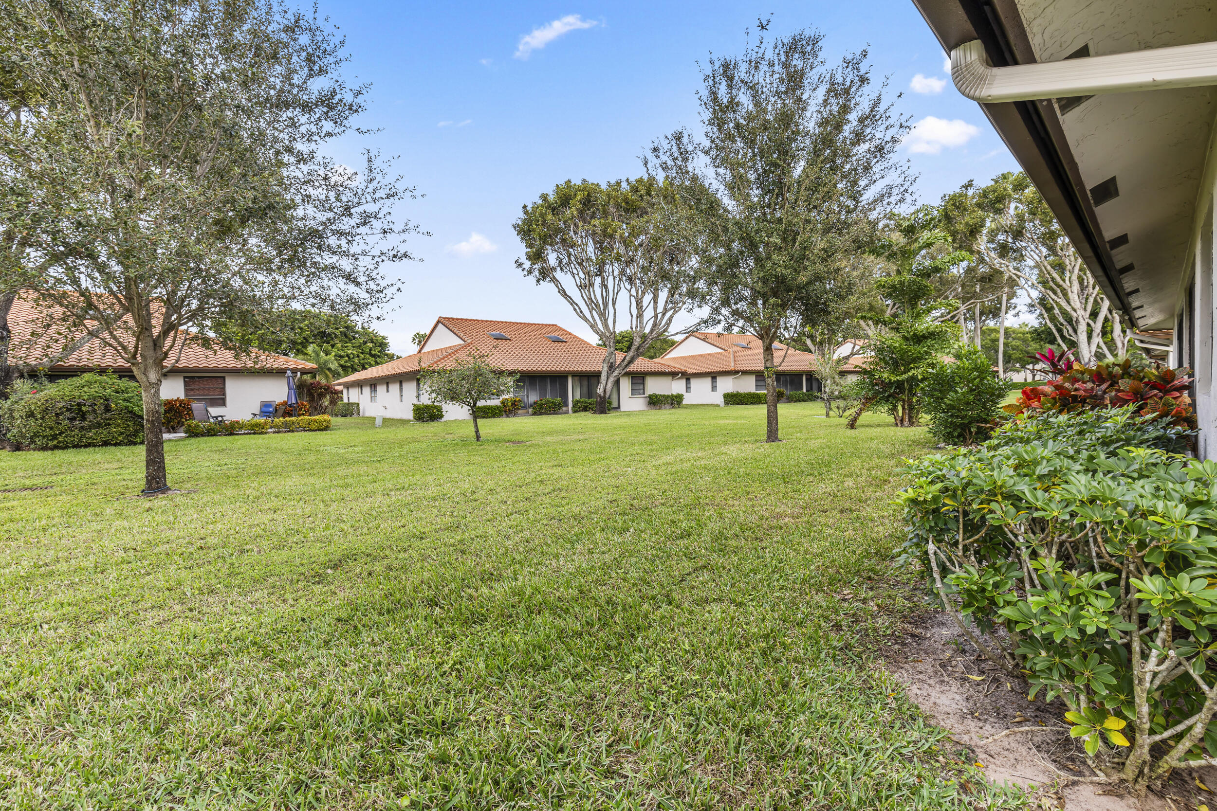 6507 Royal Manor Circle