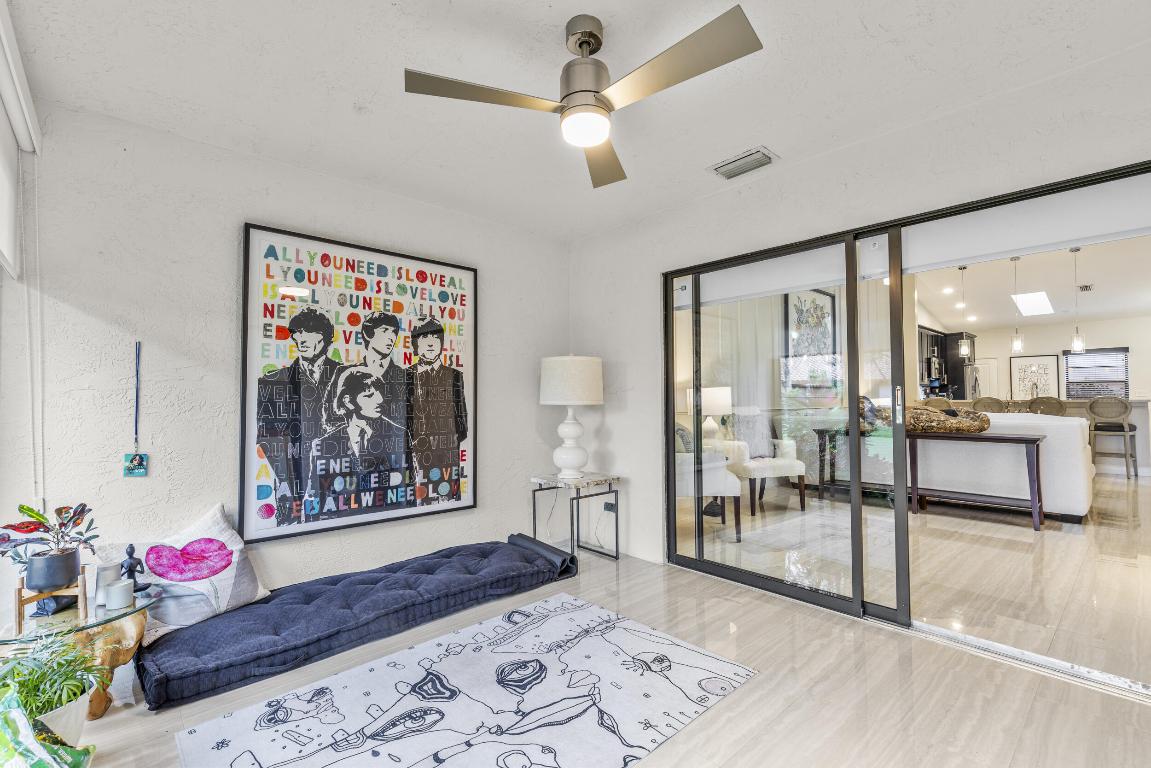 6507 Royal Manor Circle