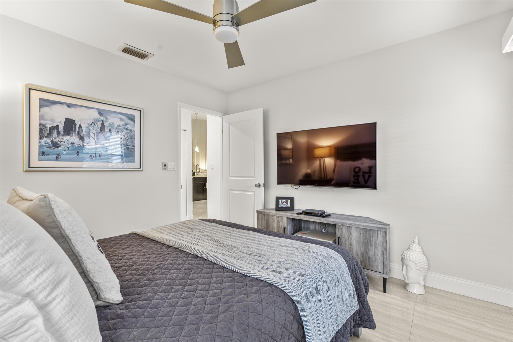 6507 Royal Manor Circle