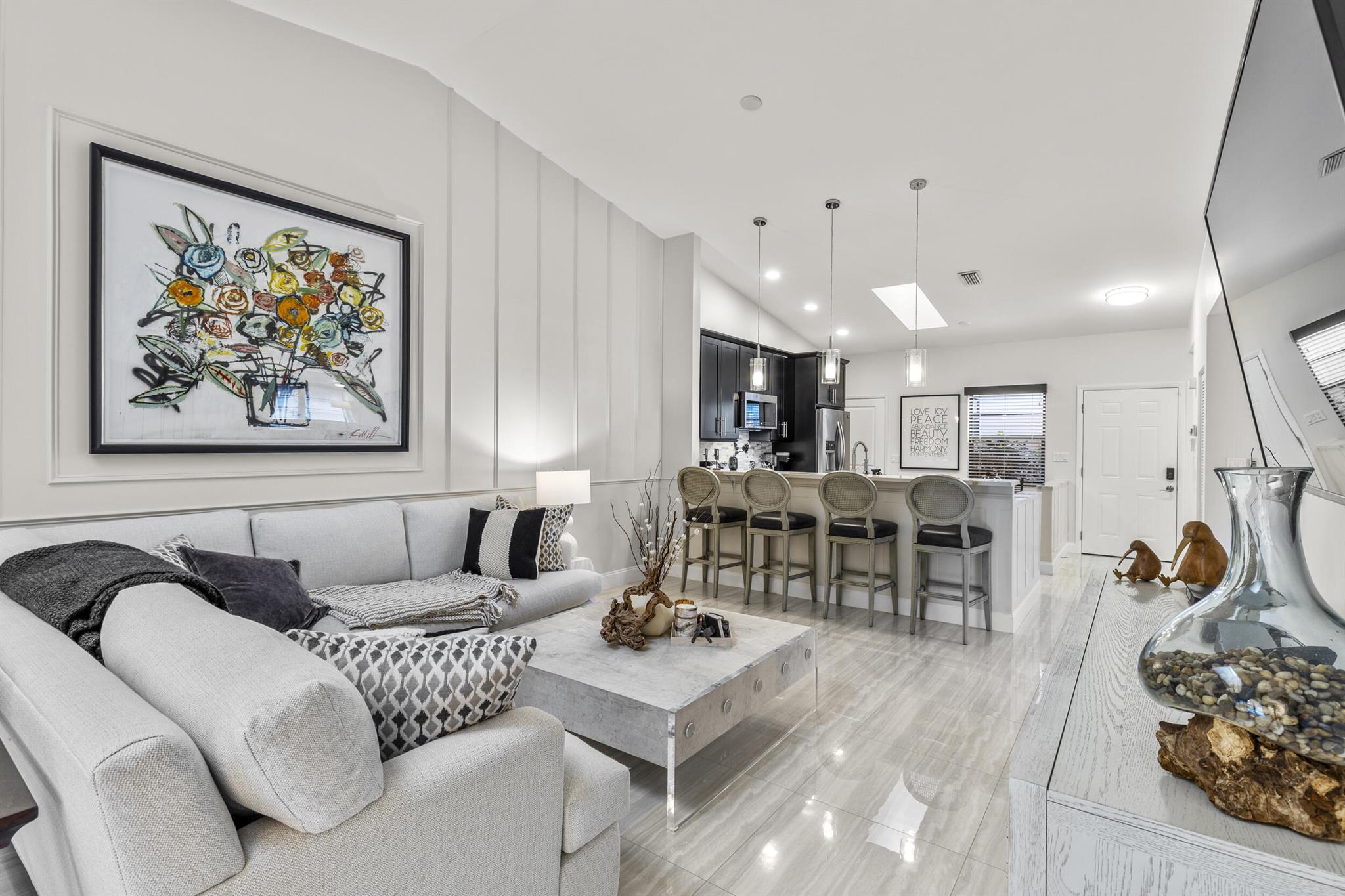 6507 Royal Manor Circle