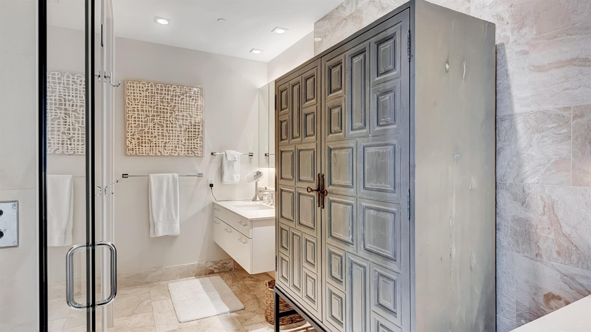 3200 S Ocean Boulevard 501