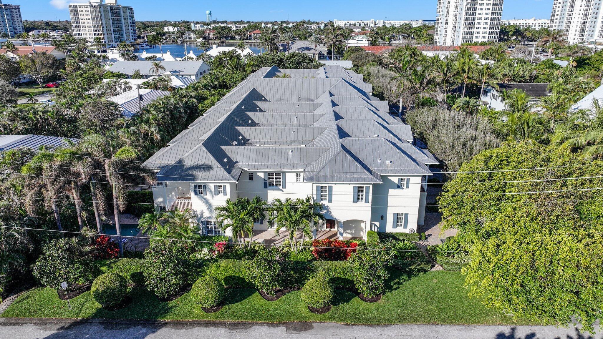 1028 Bay Street