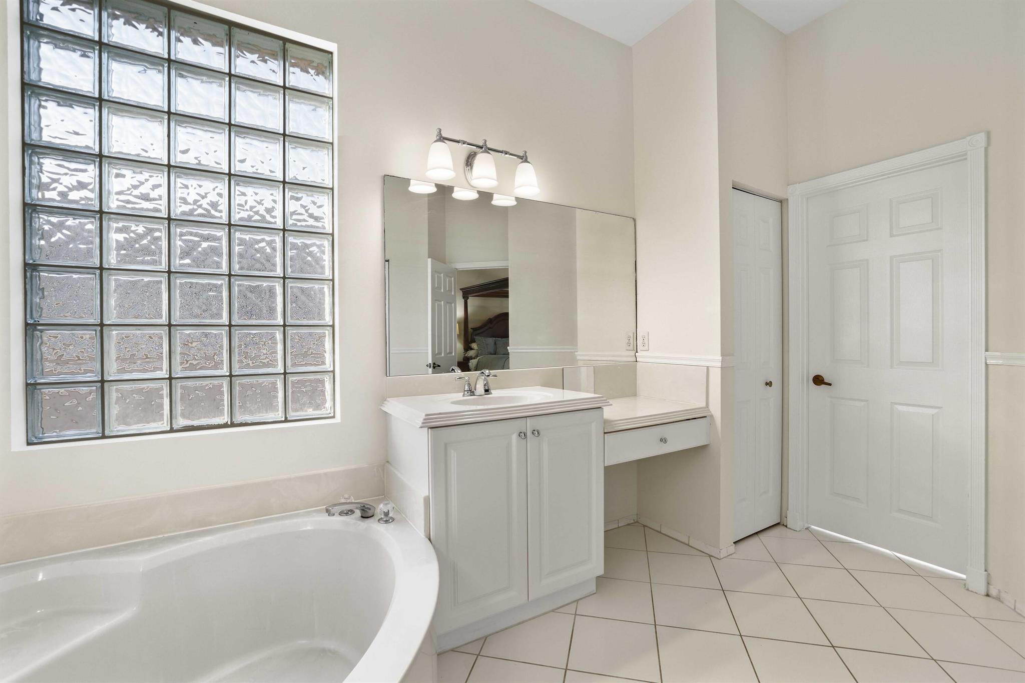 7138 Copperfield Circle