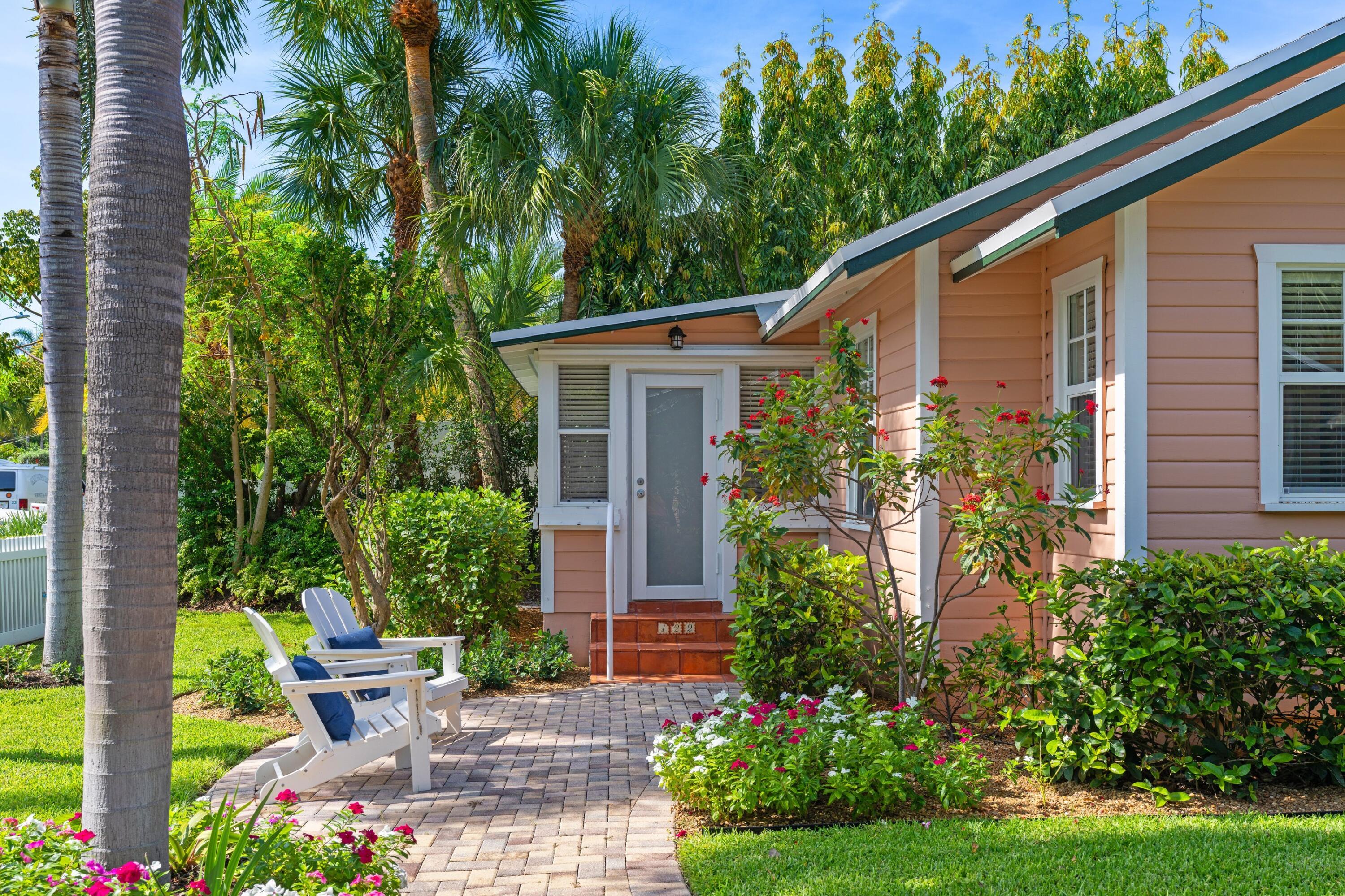 122 SE 7th Avenue