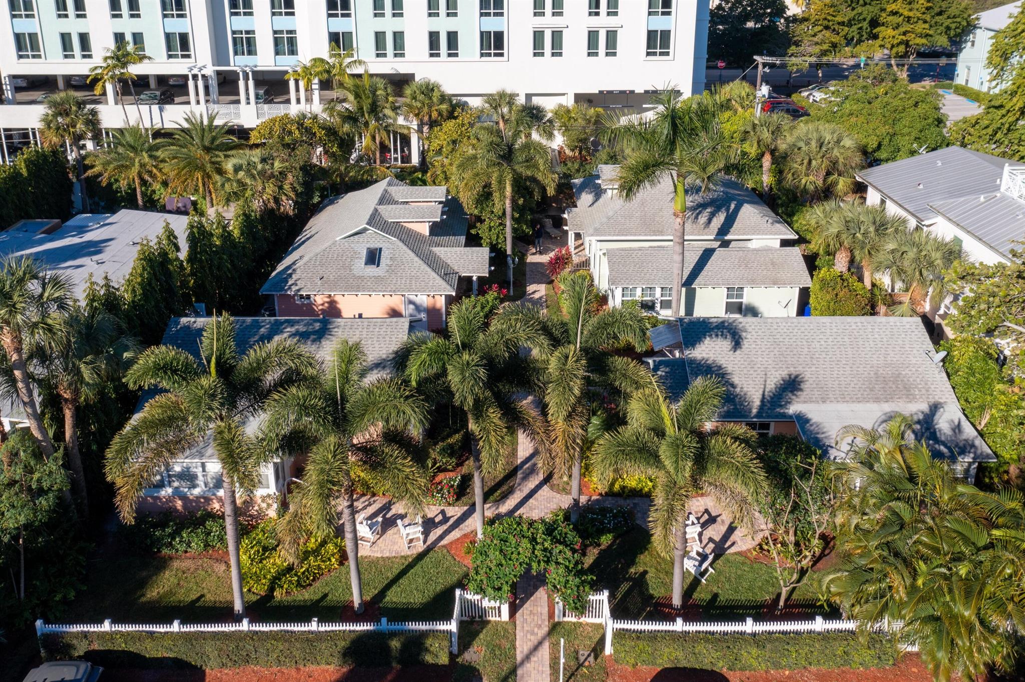 122 SE 7th Avenue