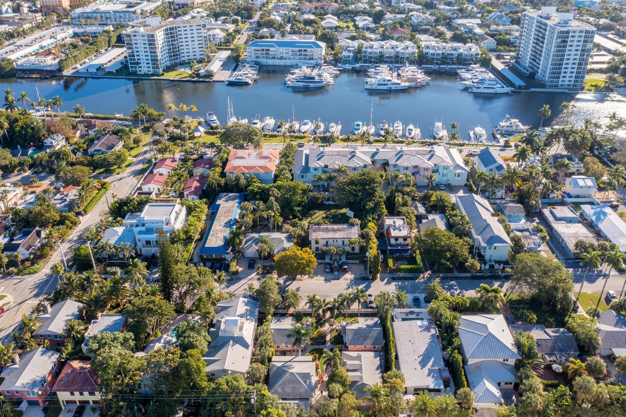 122 SE 7th Avenue