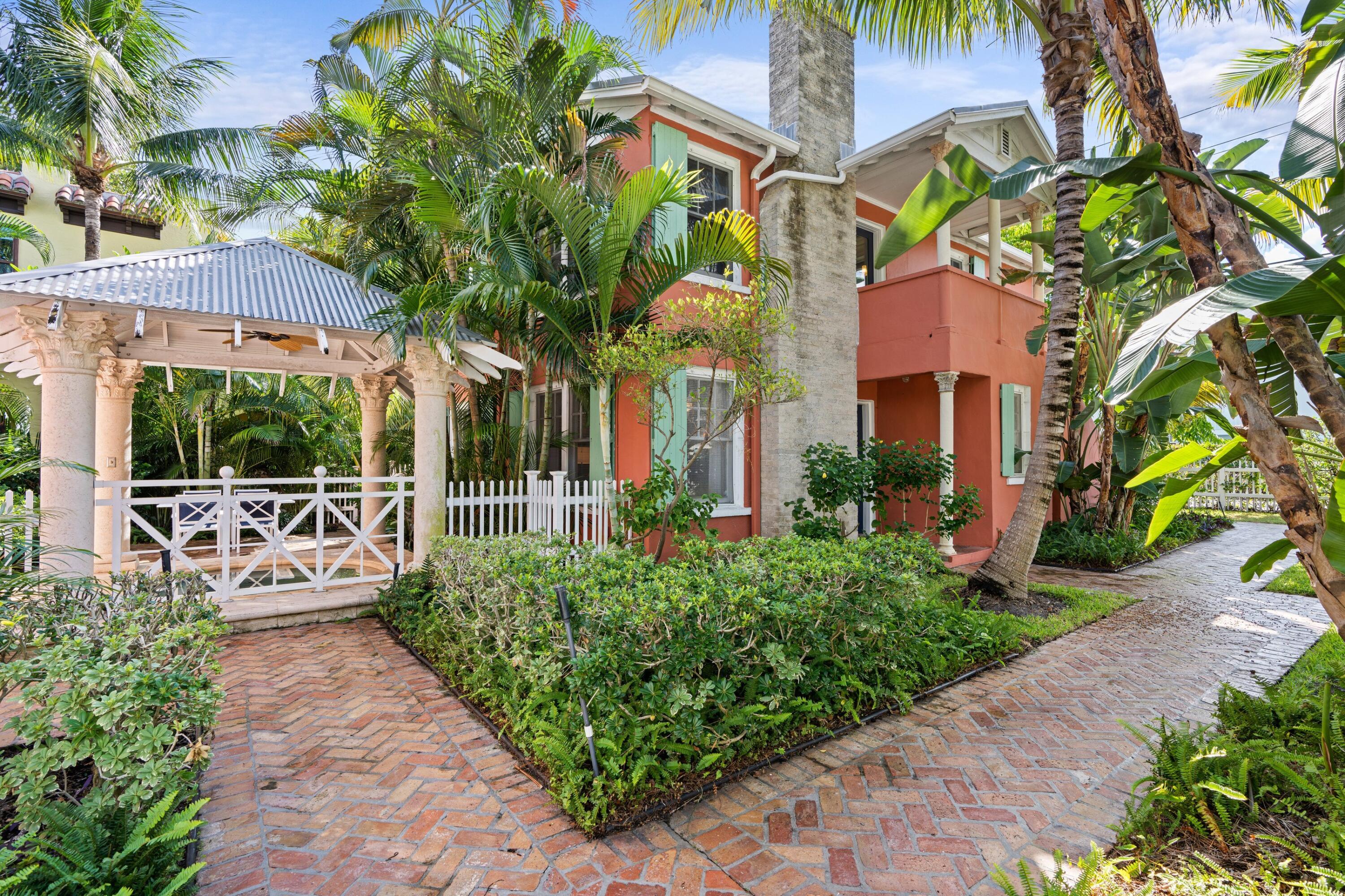 102 SE 7th Avenue Villa 3