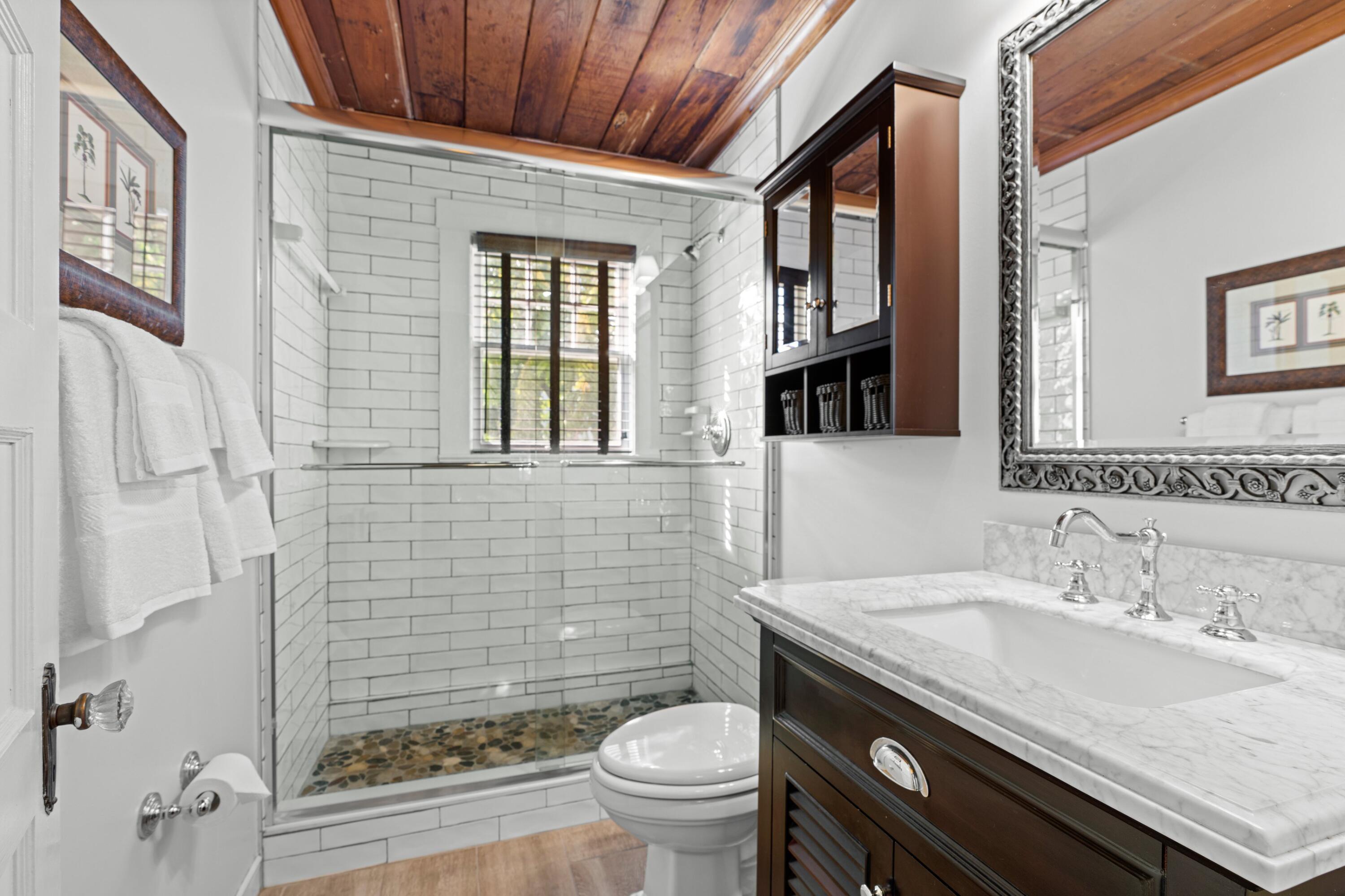 102 SE 7th Avenue Villa 4