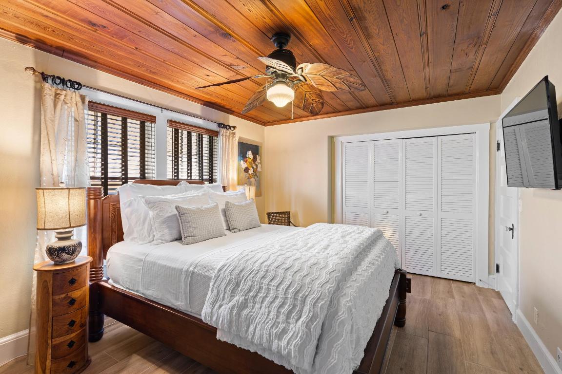 102 SE 7th Avenue Villa 4