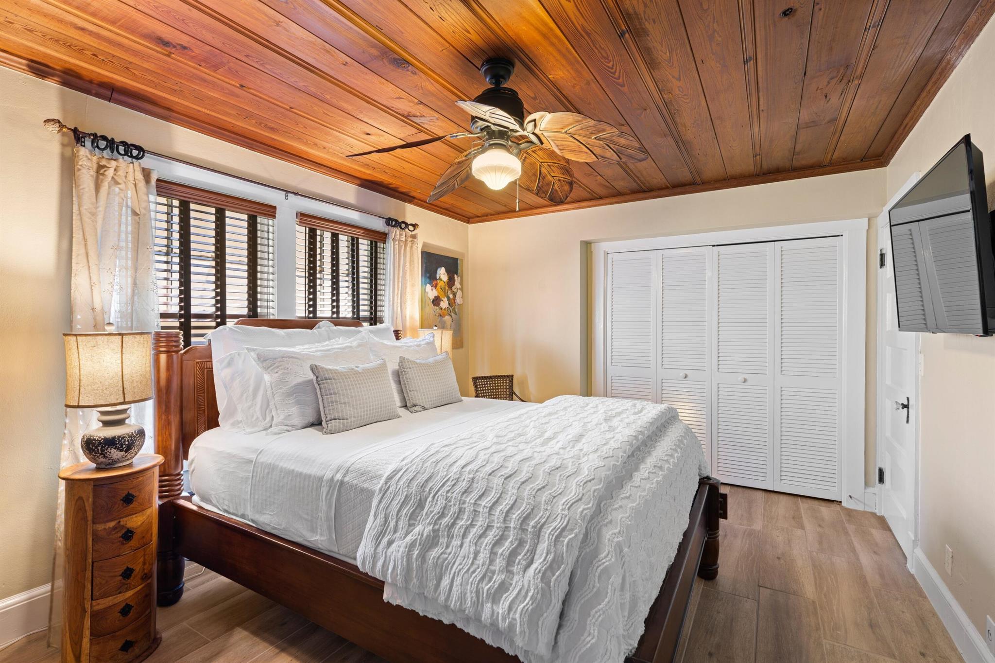 102 SE 7th Avenue Villa 4