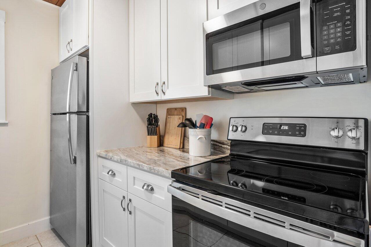102 SE 7th Avenue Villa 1