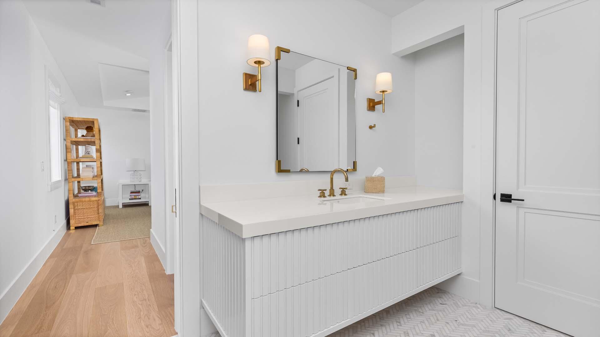 734 S Ocean Boulevard