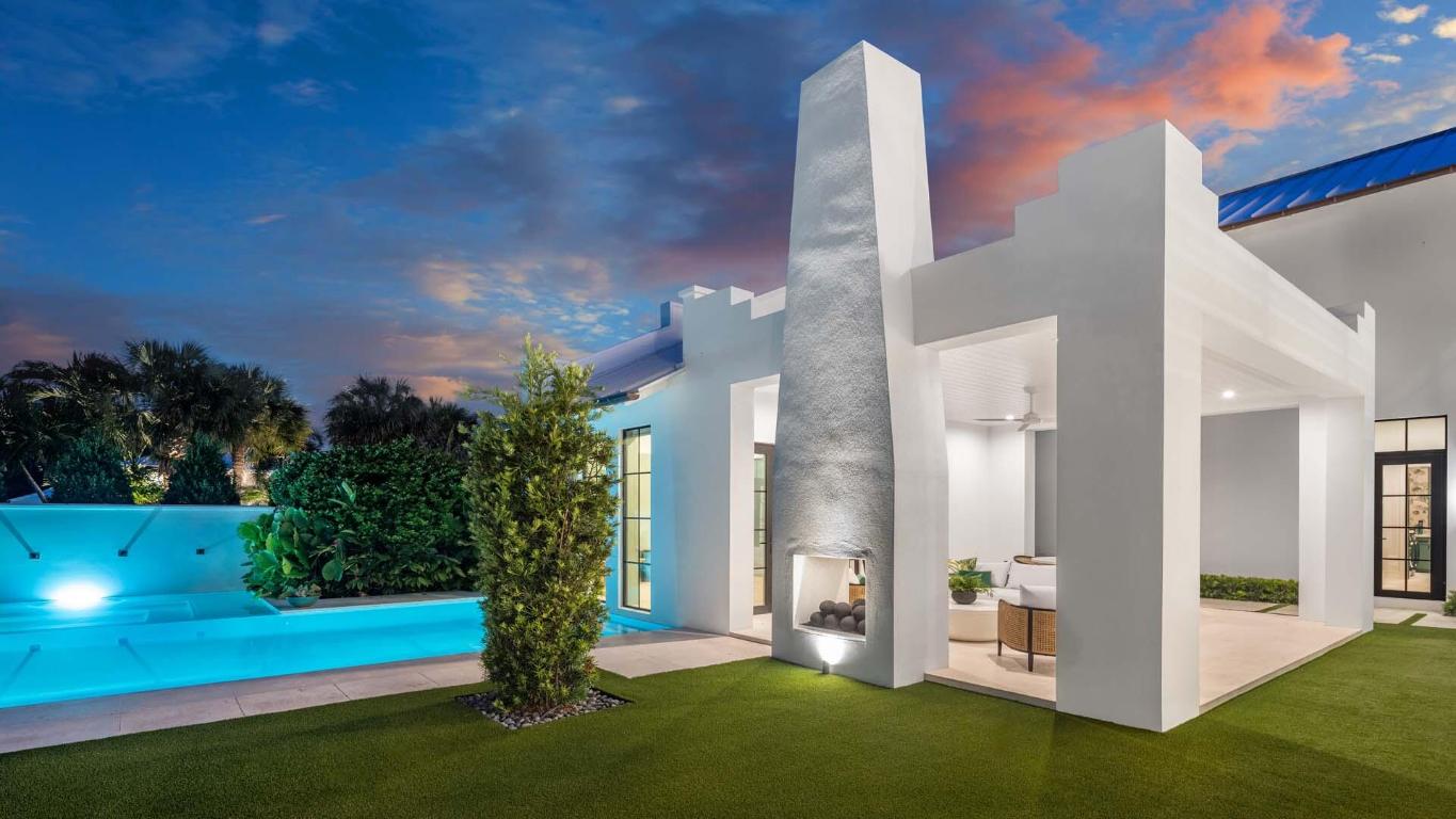 734 S Ocean Boulevard