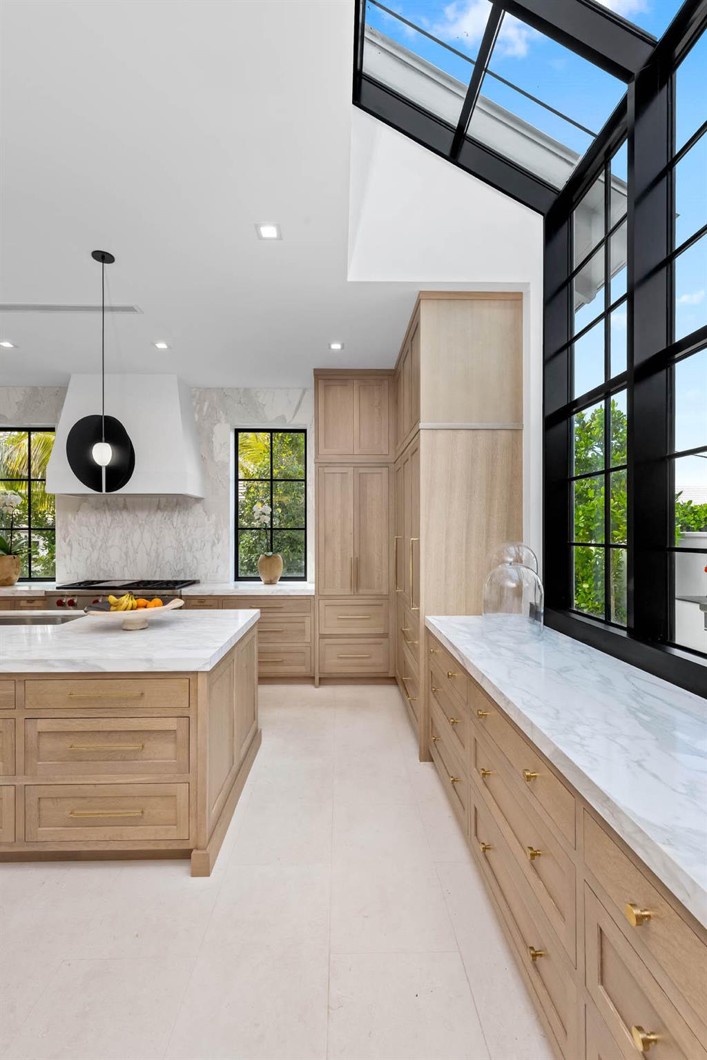 734 S Ocean Boulevard