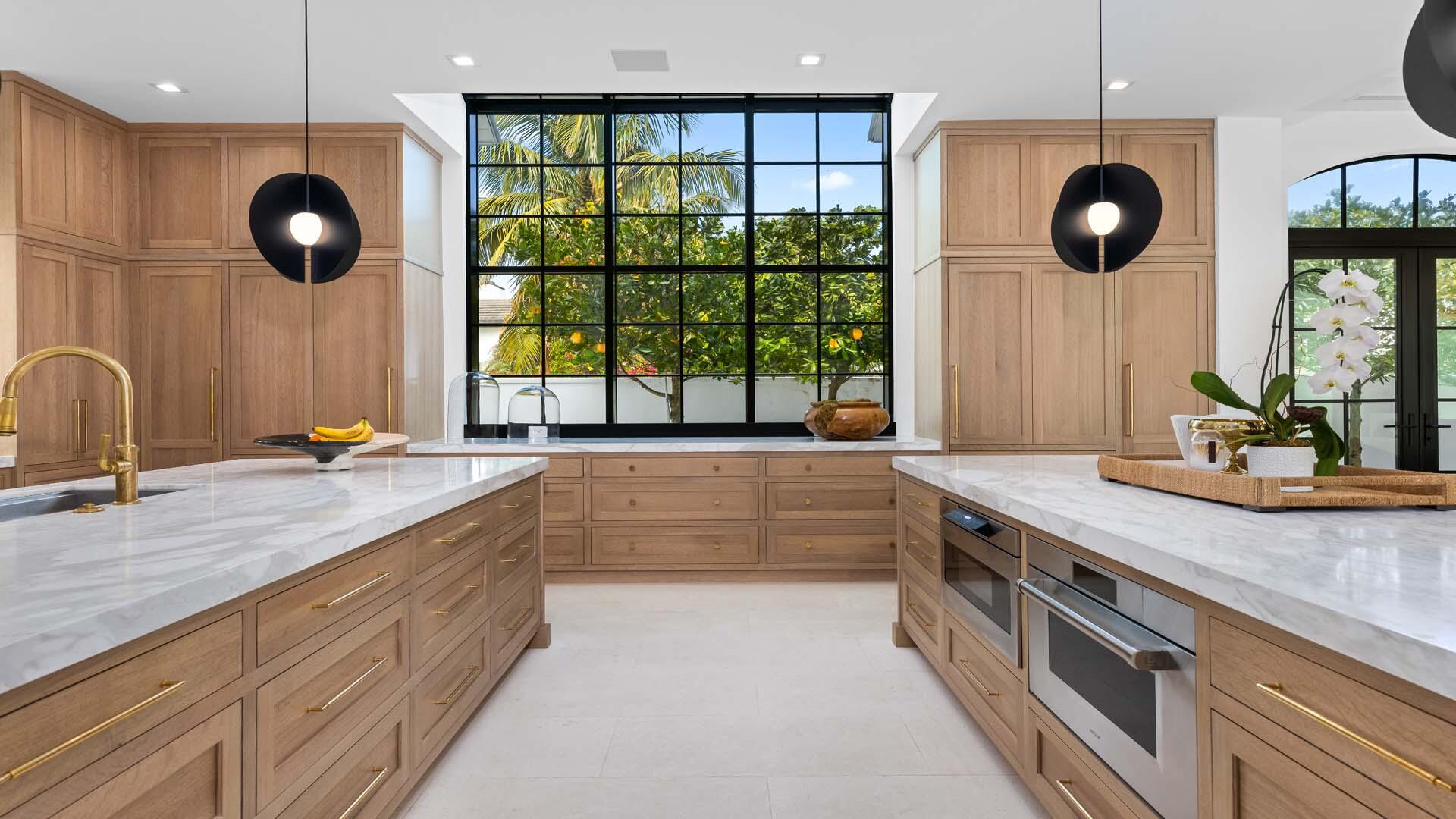 734 S Ocean Boulevard