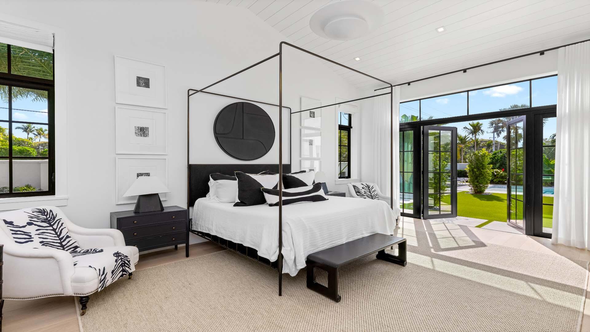 734 S Ocean Boulevard