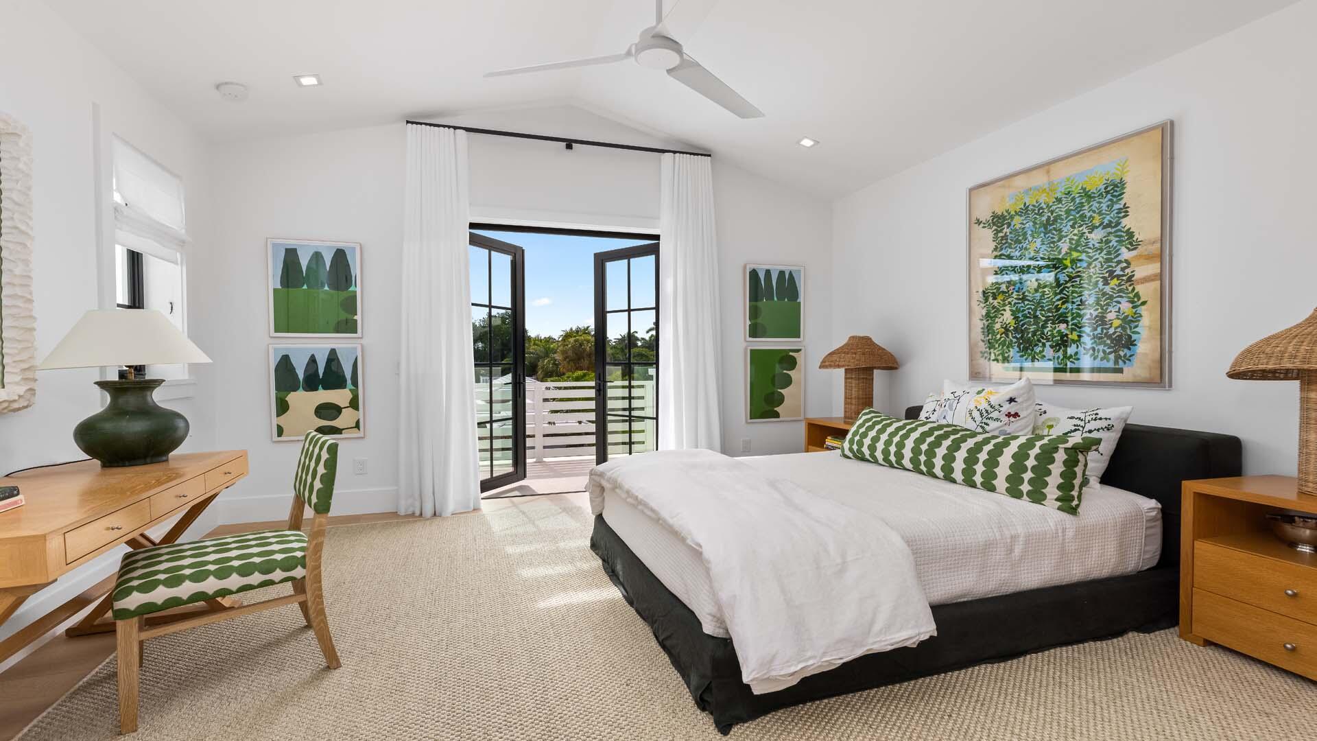 734 S Ocean Boulevard