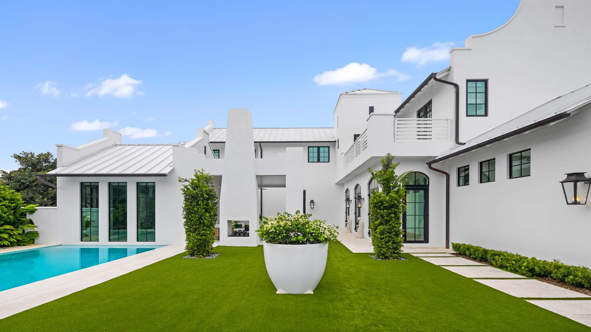 734 S Ocean Boulevard