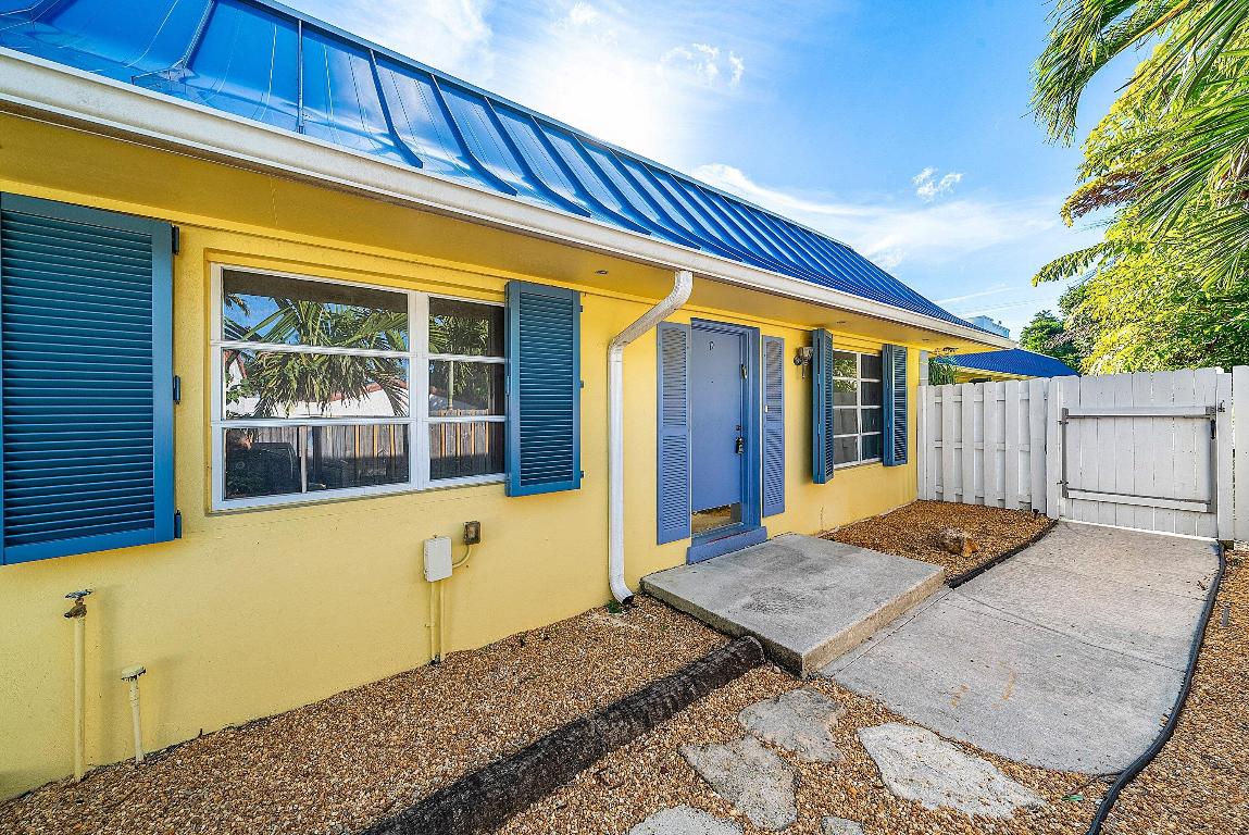 111 SE 7th Avenue A,B,C,D