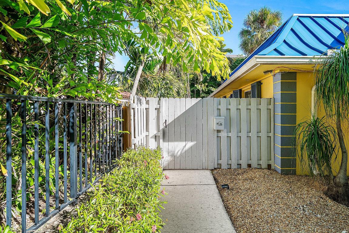 111 SE 7th Avenue A,B,C,D