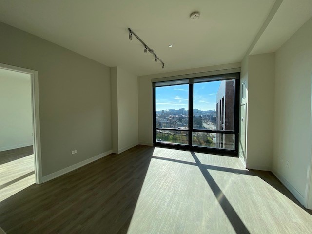740 N Aberdeen Street Unit: PH-1115