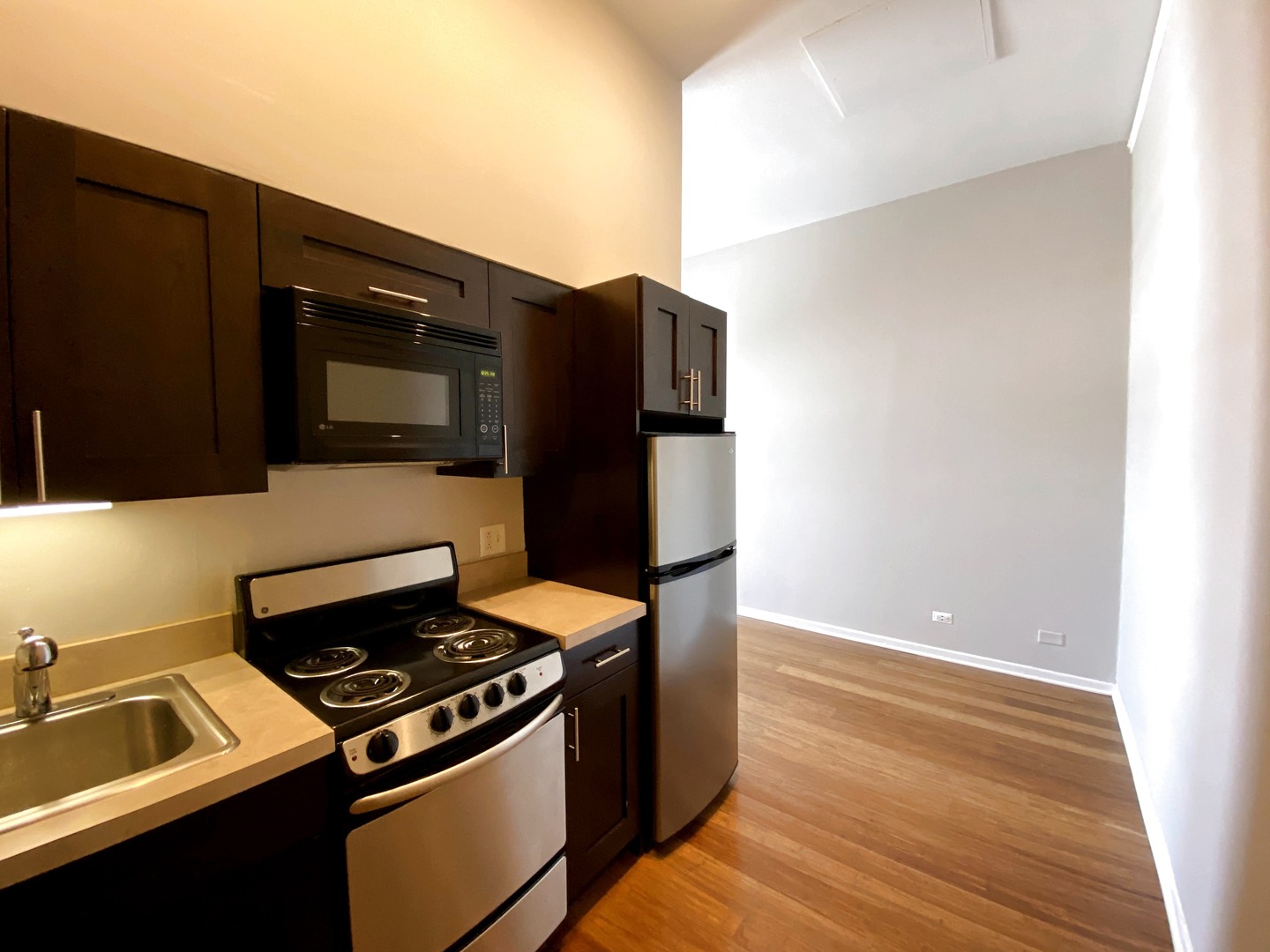 520 W Wellington Avenue Unit: 6B