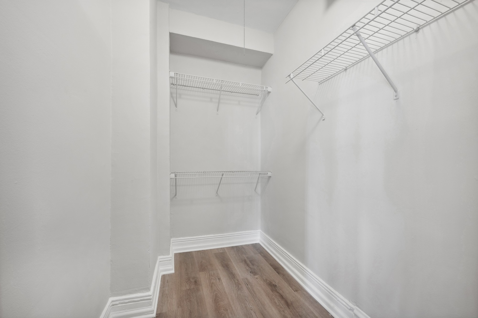 4157 N Clarendon Avenue Unit: 701