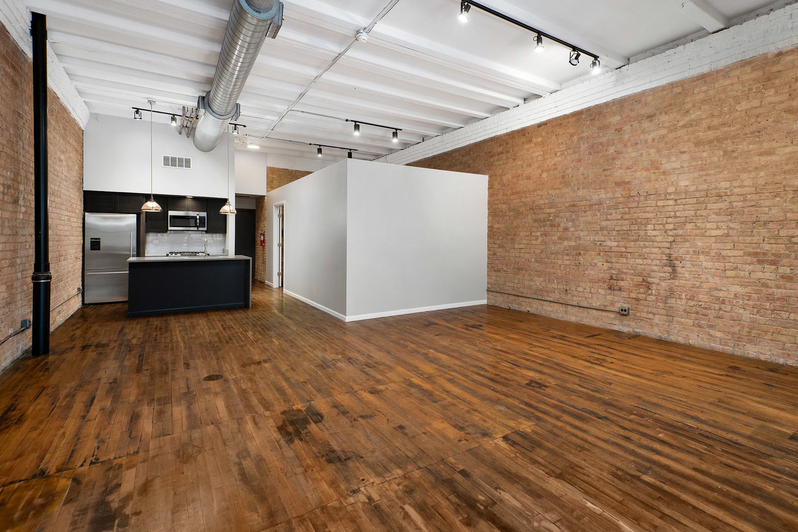 1012 W Randolph Street Unit: 2