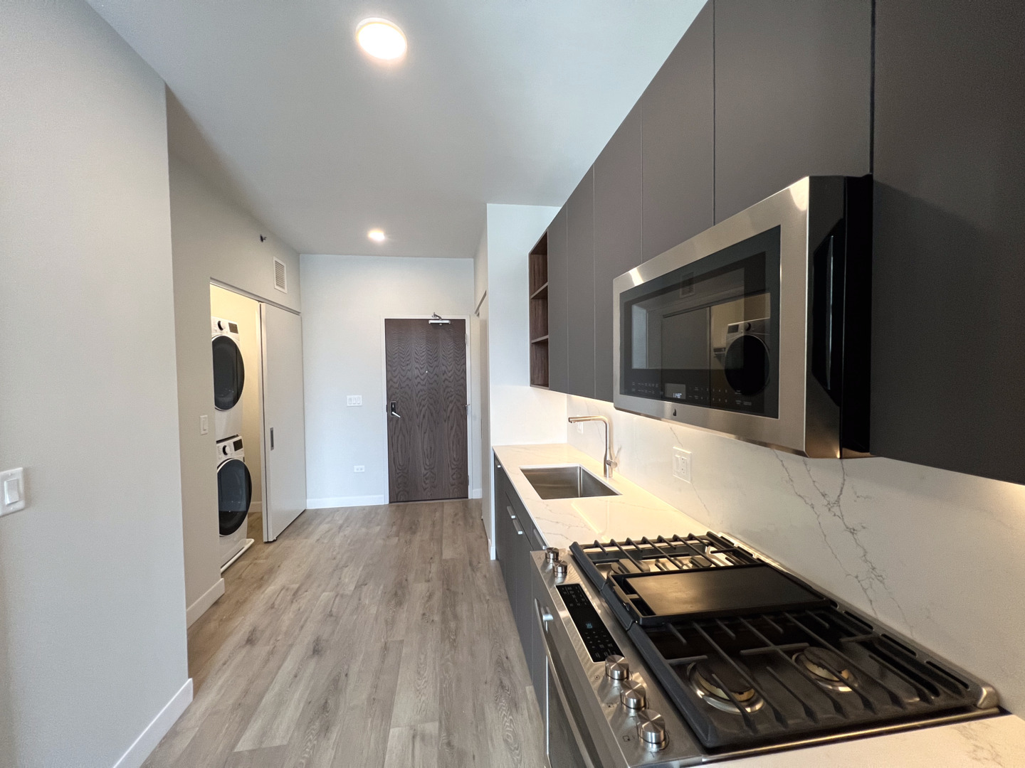 1210 N State Parkway Unit: 407