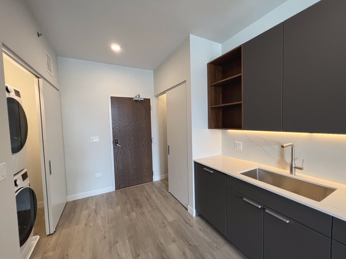 1210 N State Parkway Unit: 407