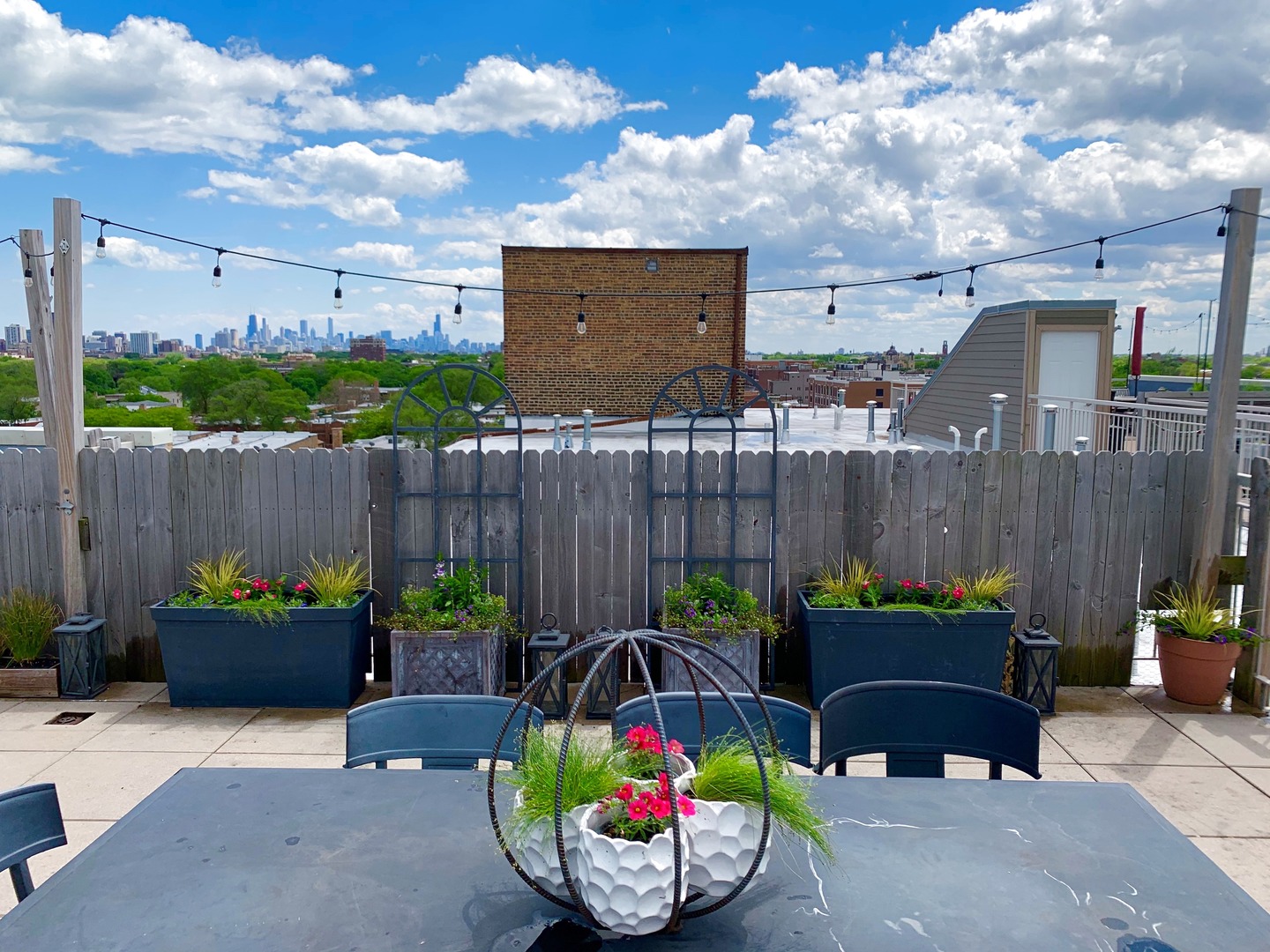 1470 W Carmen Avenue Unit: 502