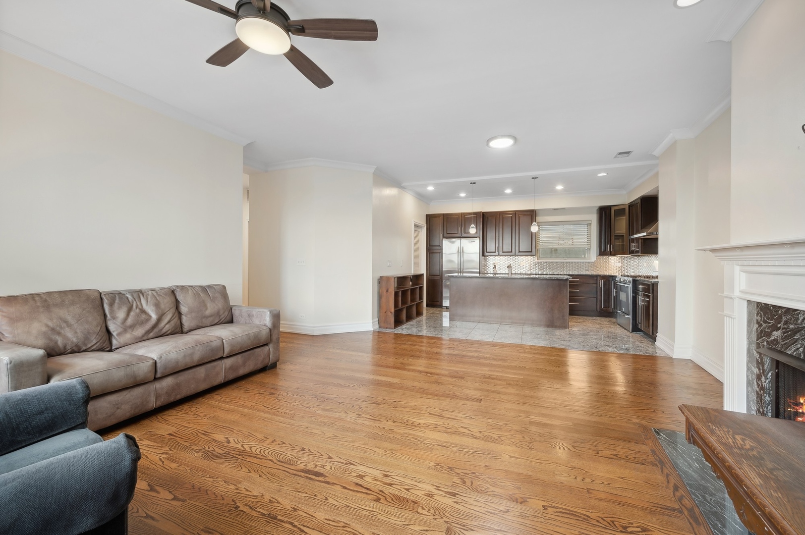 1470 W Carmen Avenue Unit: 502