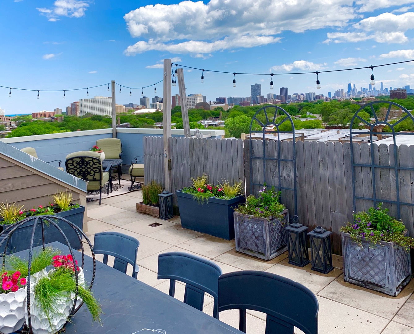 1470 W Carmen Avenue Unit: 502