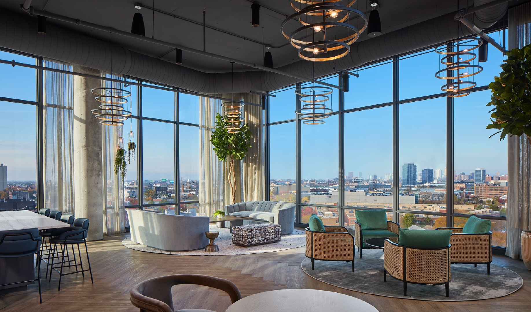 740 N Aberdeen Street Unit: 607