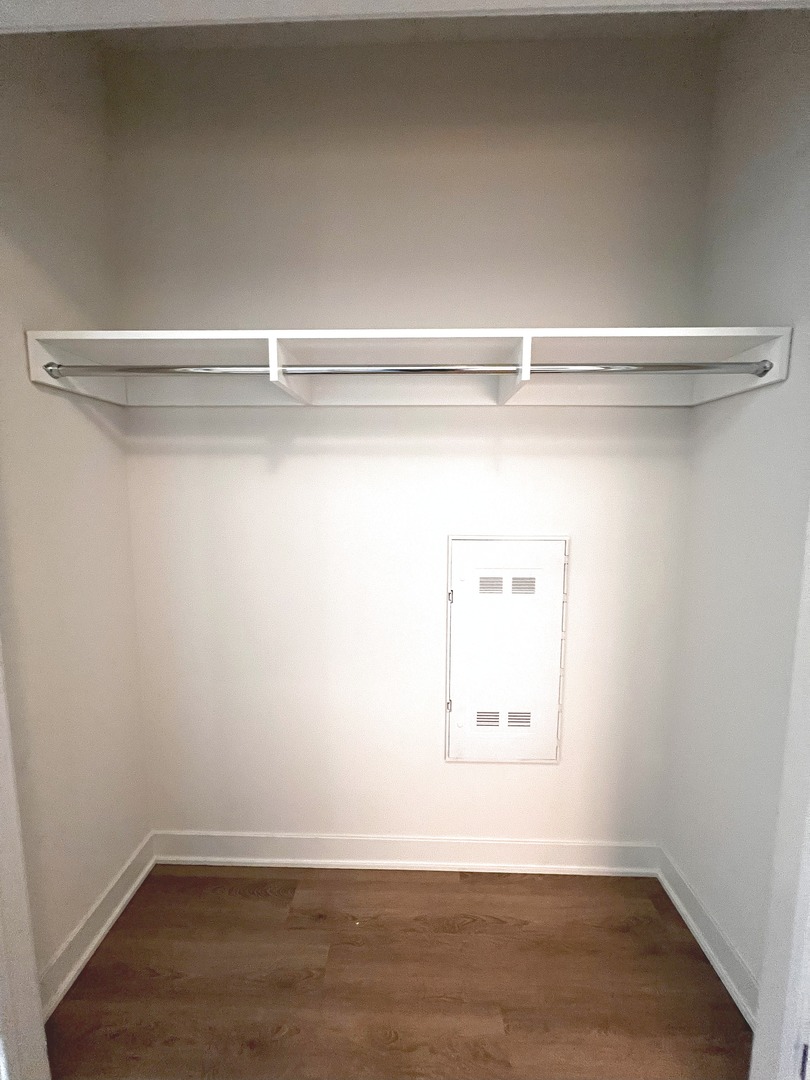 740 N Aberdeen Street Unit: 707