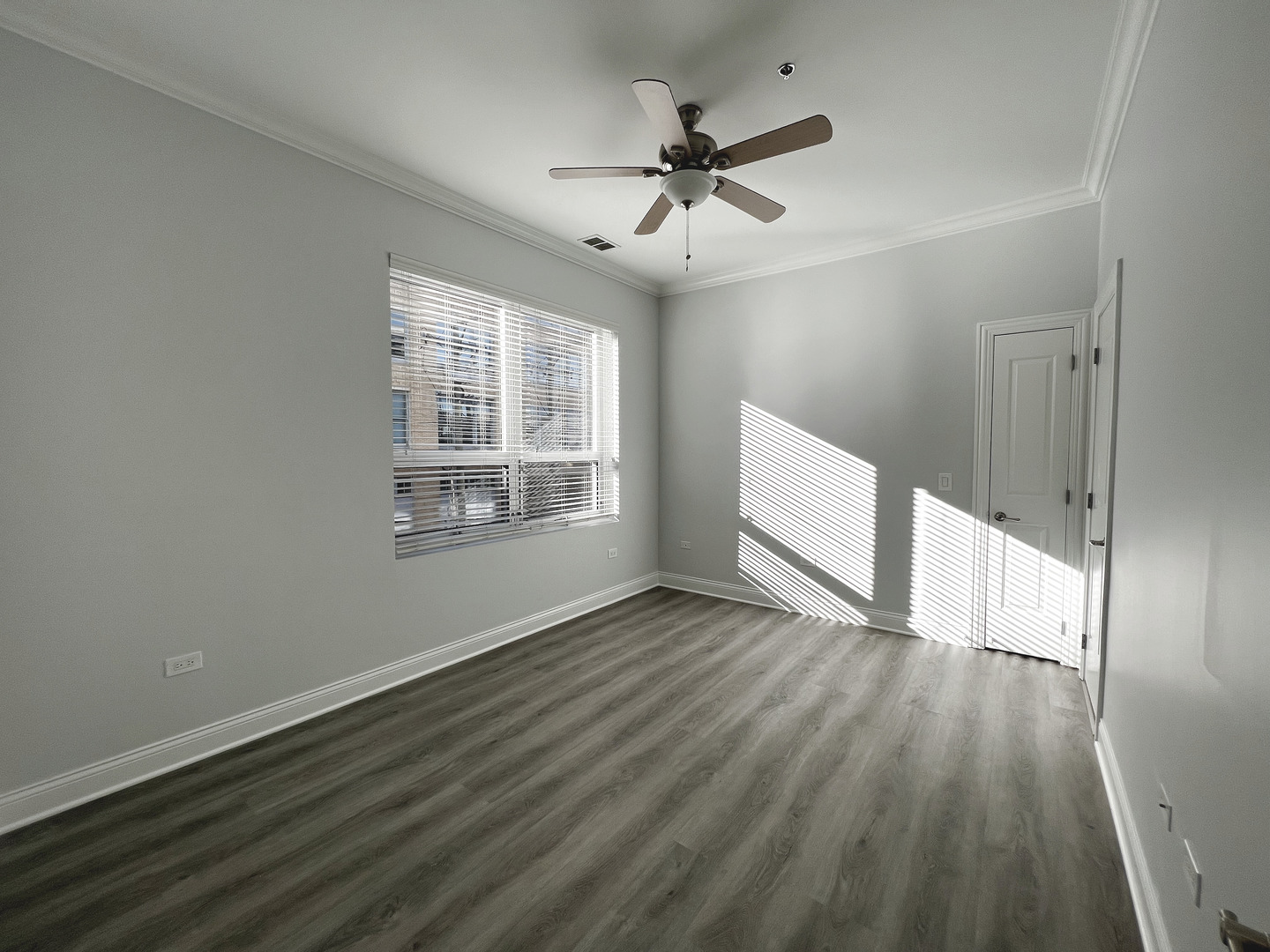 1002 W Van Buren Street Unit: 201