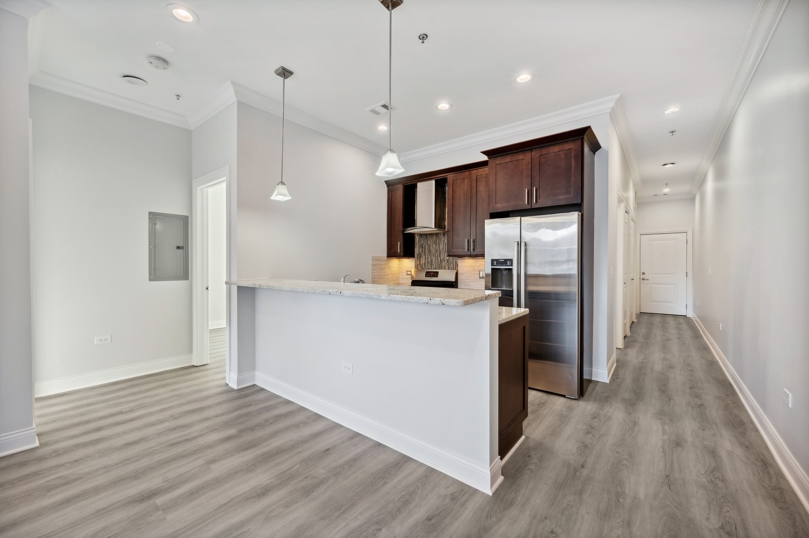 1002 W Van Buren Street Unit: 201