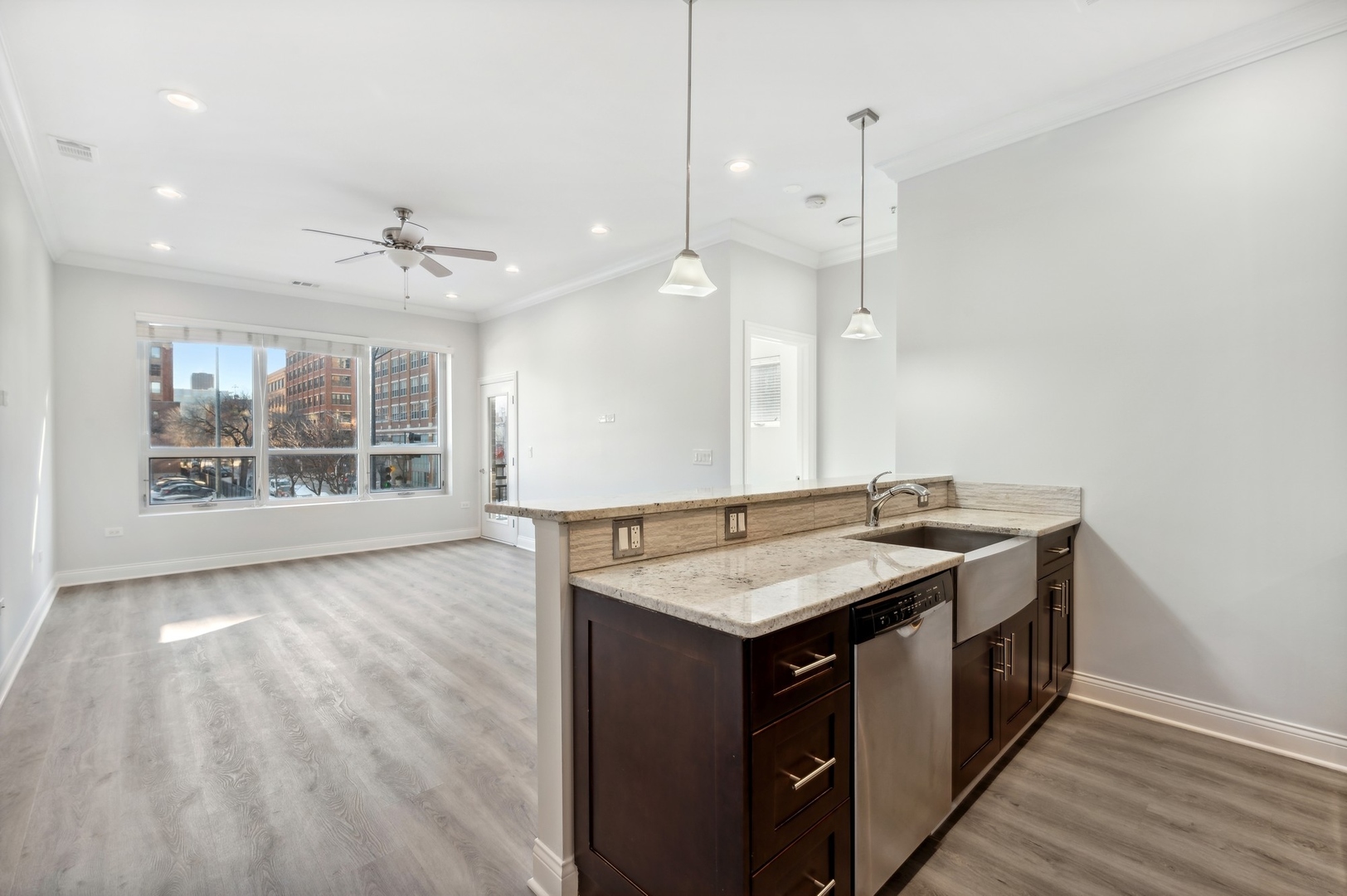 1002 W Van Buren Street Unit: 201