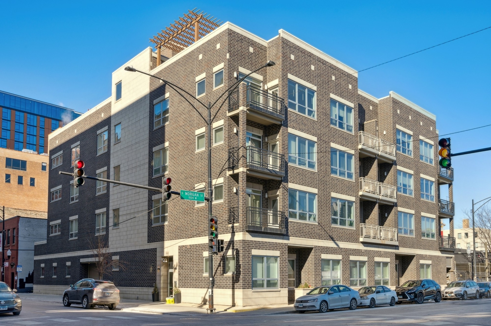 1002 W Van Buren Street Unit: 101