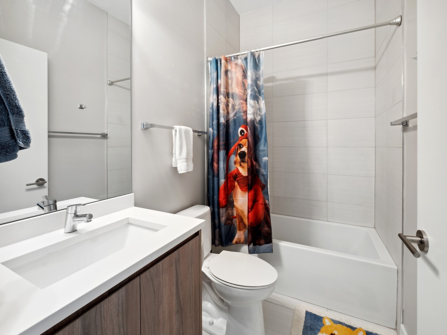 3757 N Sheffield Avenue Unit: 101