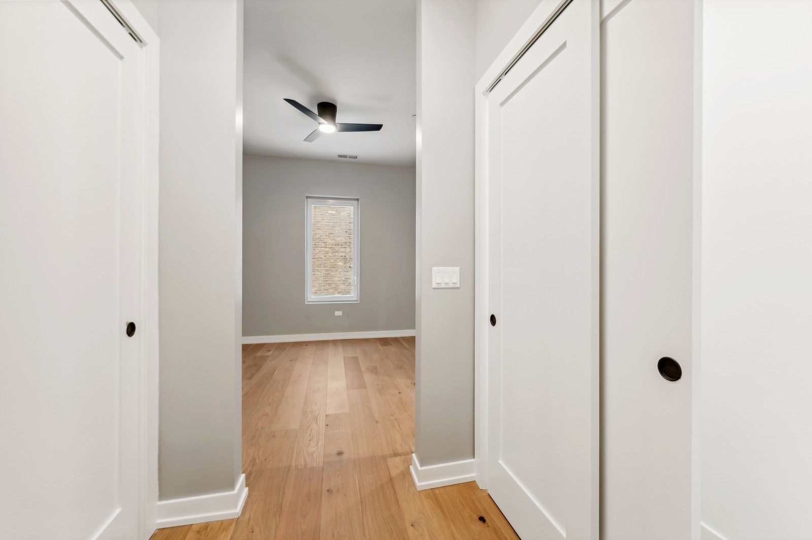 7006 N Glenwood Avenue Unit: 205