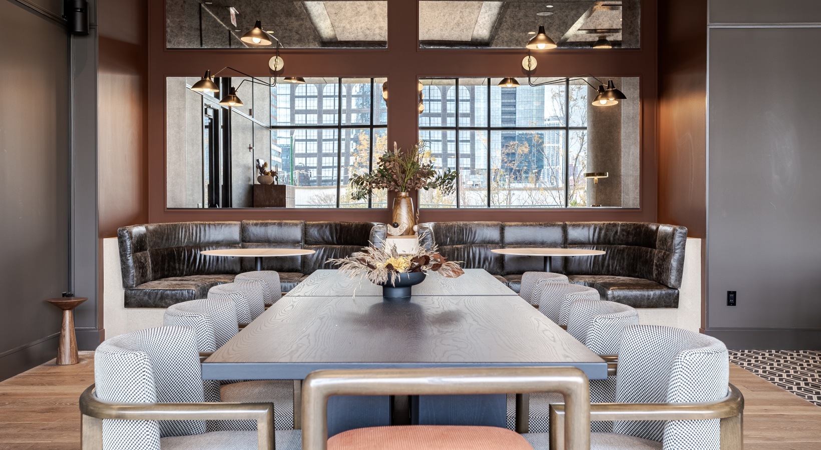 1114 W Carroll Avenue Unit: PH-3203