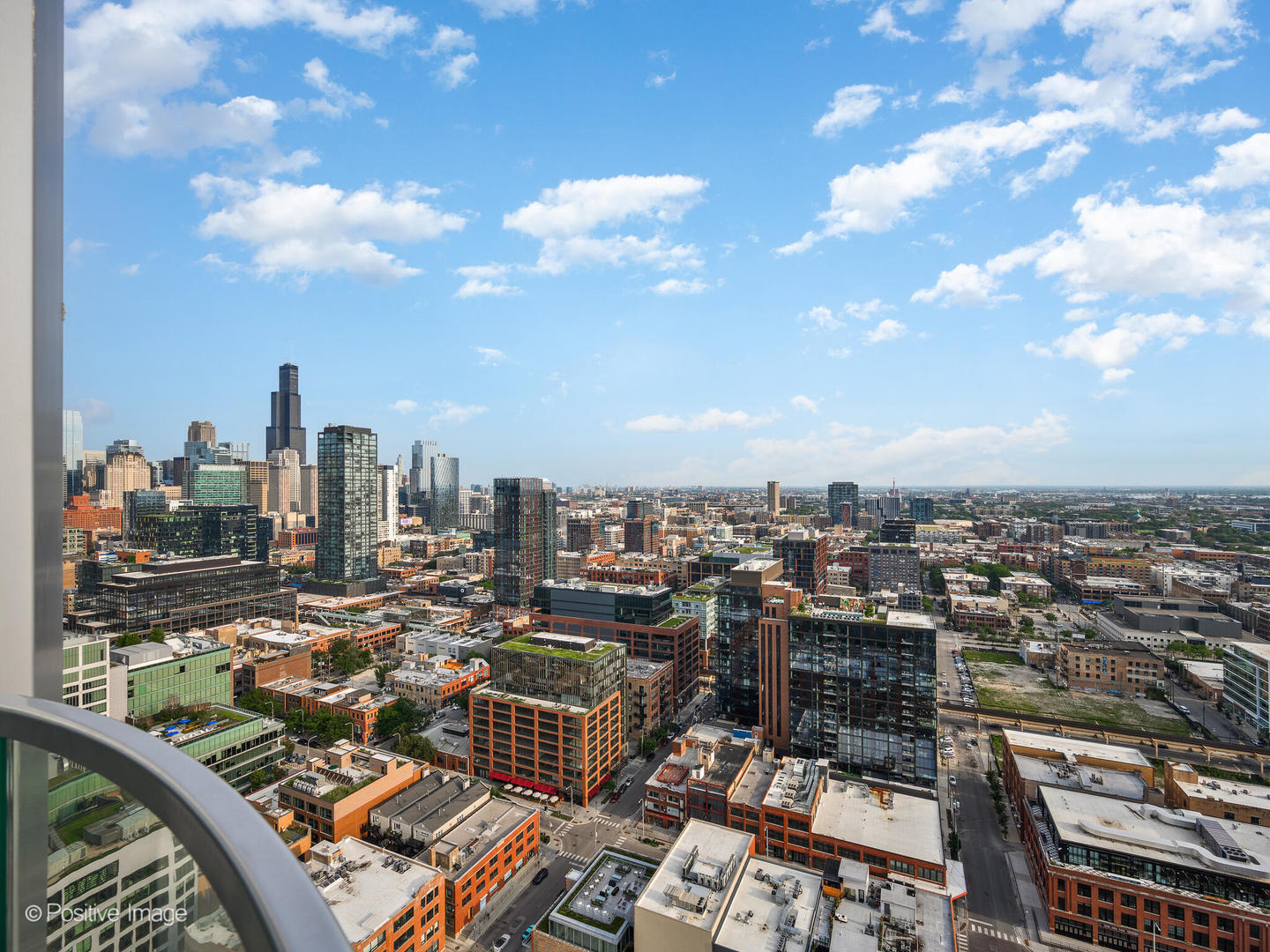 1114 W Carroll Avenue Unit: PH-3204