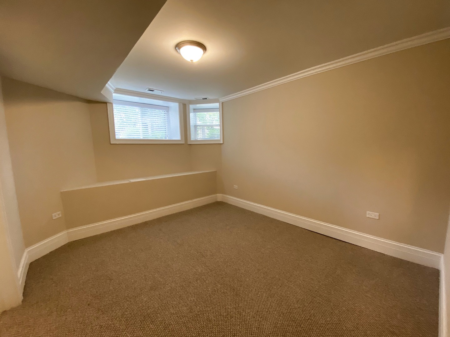 3728 N Magnolia Avenue Unit: 1