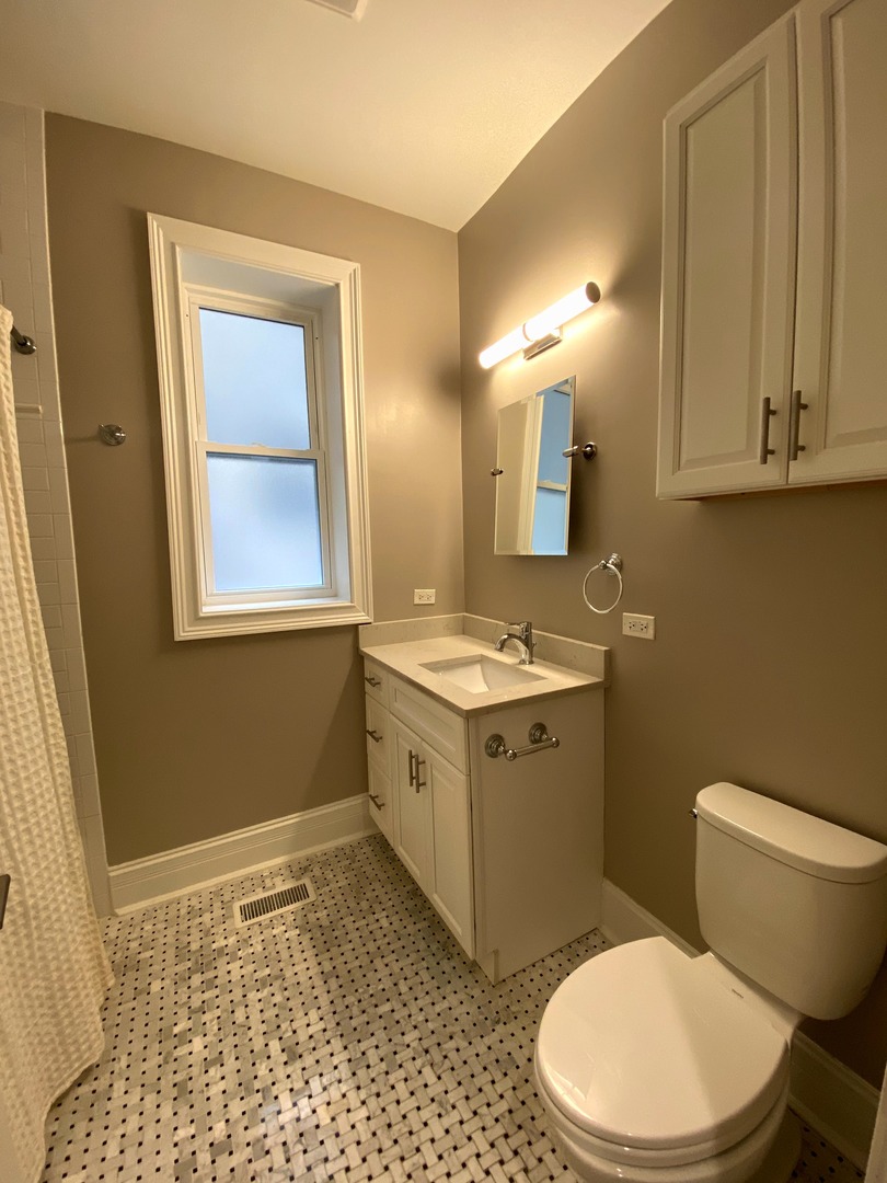 3728 N Magnolia Avenue Unit: 1